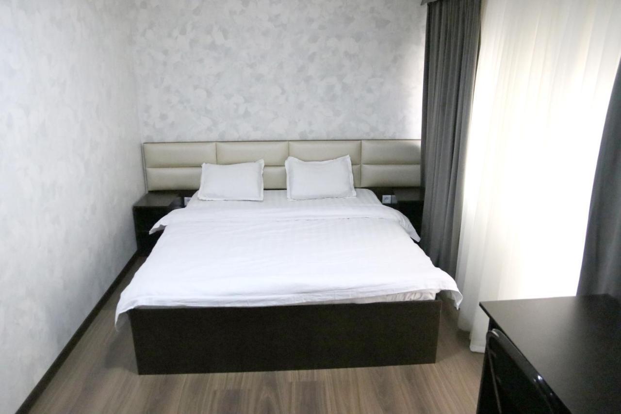 Orion Hotel Tachkent Extérieur photo