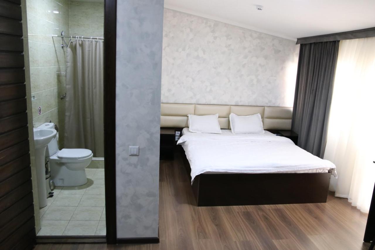Orion Hotel Tachkent Extérieur photo